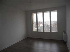appartement à la location -   02600  VILLERS-COTTERETS, surface 42 m2 location appartement - APR703688